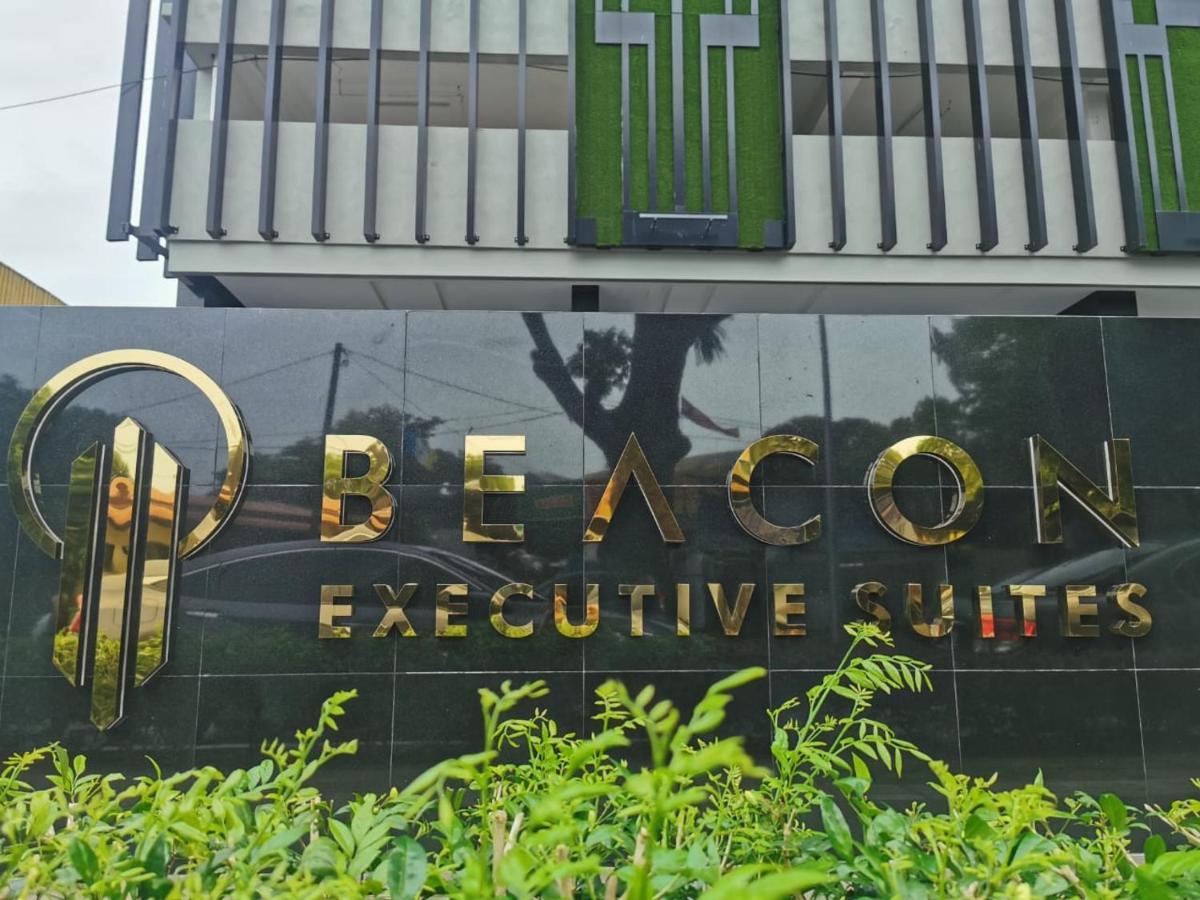 Beacon Exec Suites# Msg Chair#Disney Hotstar Джорджтаун Экстерьер фото